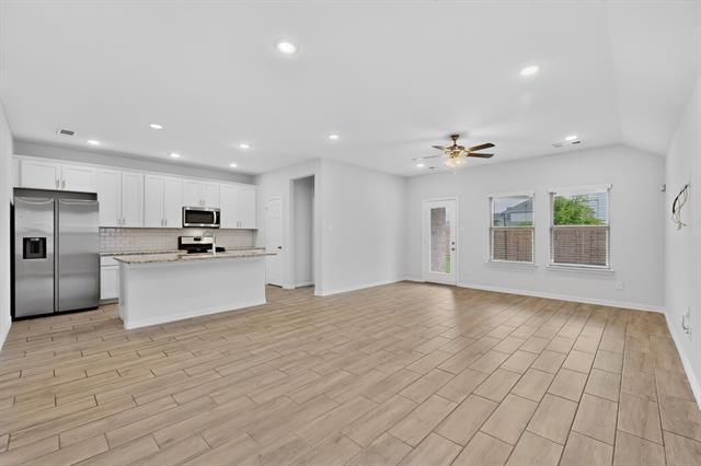 property at 4009 Mockingbird Ln