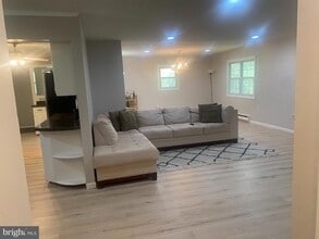 6065 Poplar Rd in Saint Leonard, MD - Building Photo - Building Photo