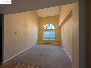 4731 Crestone Needle Way in Antioch, CA - Building Photo - Building Photo