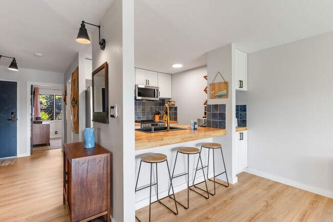 1299 Uluniu Rd-Unit -ID1247057P in Kihei, HI - Building Photo - Building Photo