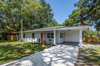 763 NE 12th St in Crystal River, FL - Building Photo - Building Photo