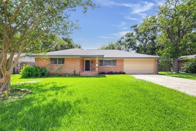 10622 Oasis Dr