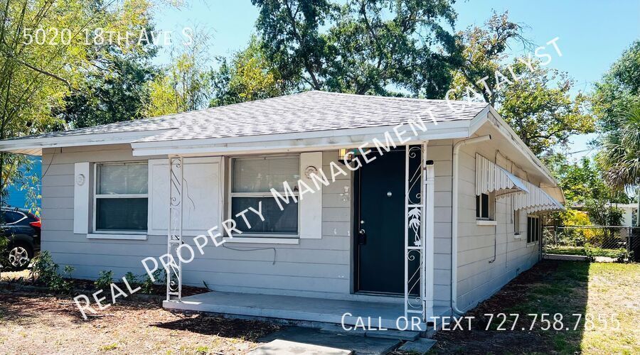 5020 18th Ave S in Gulfport, FL - Building Photo