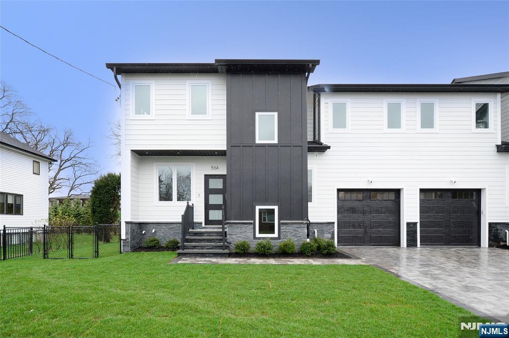56 Gordon Ave in Tenafly, NJ - Building Photo