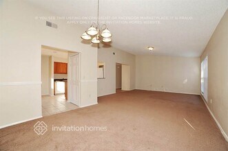 1429 Piney Branch Cir in Valrico, FL - Foto de edificio - Building Photo