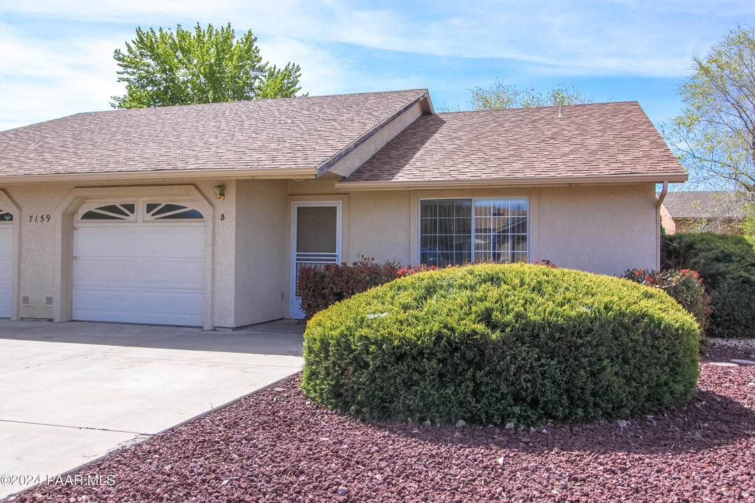 7159 E Galaxy Way in Prescott Valley, AZ - Building Photo