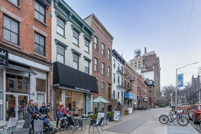 77 Lafayette Ave in Brooklyn, NY - Building Photo - Building Photo