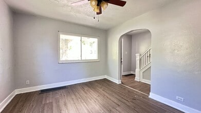 460 Penn Ave in Midland, PA - Building Photo - Building Photo