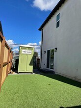 11648 Arminta St in North Hollywood, CA - Building Photo - Building Photo