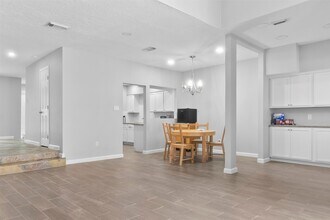 668 Eldridge Pkwy in Houston, TX - Building Photo - Building Photo