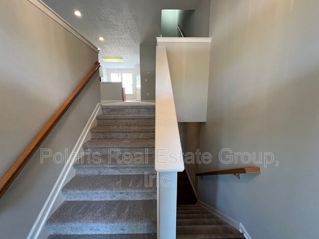 8428 Clayhurst Dr in Indianapolis, IN - Building Photo - Building Photo