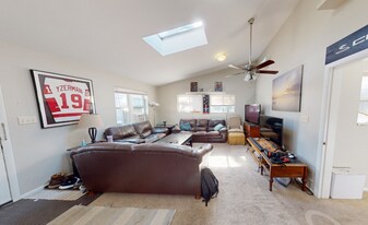 808 Hutchins Ave in Ann Arbor, MI - Building Photo