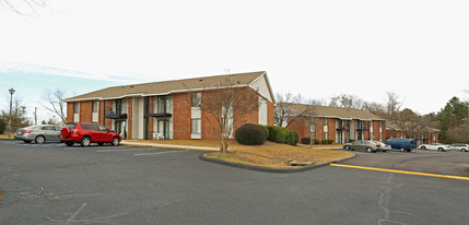 Sweetbriar Apartments in Lexington, SC - Foto de edificio - Building Photo