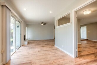 7403 Glenhill Rd in Austin, TX - Building Photo - Building Photo