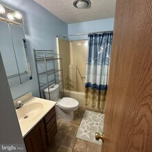 1088 Westgate Dr in Chambersburg, PA - Building Photo - Building Photo