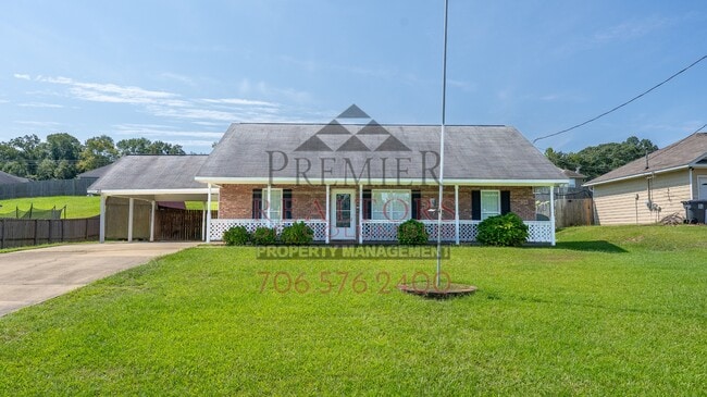property at 25 Redwood Dr