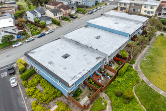 2567 - 2593 Greendale Dr in South San Francisco, CA - Building Photo - Building Photo