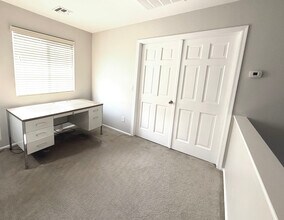 1504 E Leslie Ave in Queen Creek, AZ - Building Photo - Building Photo