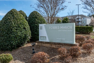 Forbes Manor in Gastonia, NC - Building Photo - Building Photo