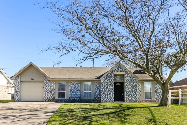 property at 1954 Carrington Dr