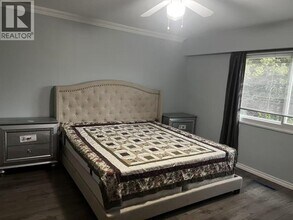 81 Glengarry Crescent in West Vancouver, BC - Building Photo - Building Photo