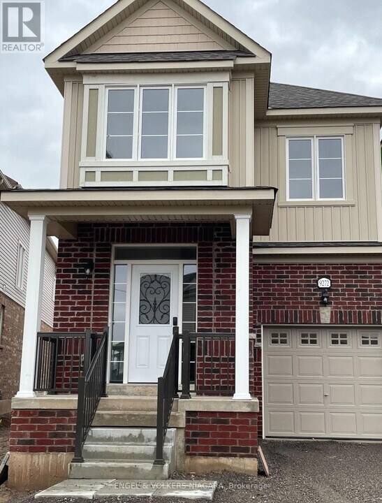9272 Griffon St in Niagara Falls, ON - Building Photo