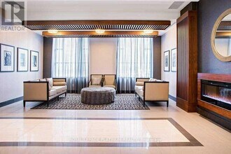 150 Main St W in Hamilton, ON - Building Photo - Building Photo