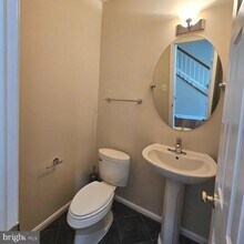 5431 Cheyenne Knoll Pl in Alexandria, VA - Building Photo - Building Photo