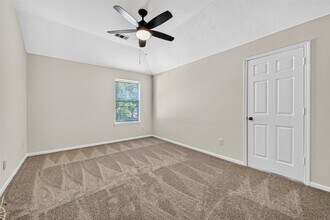 15618 Edgemere Ct in Sugar Land, TX - Building Photo - Building Photo