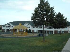 Port Terrace in Port Washington, WI - Building Photo - Interior Photo