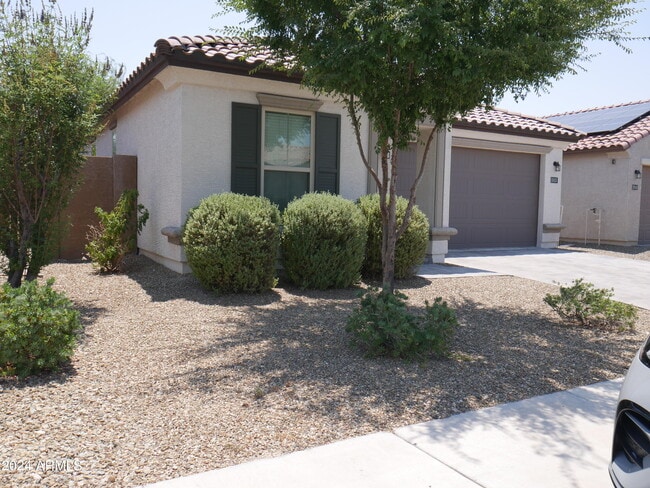 property at 10035 W Robin Ln