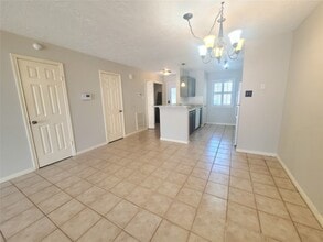 2030 Plantation Dr in Conroe, TX - Building Photo - Building Photo