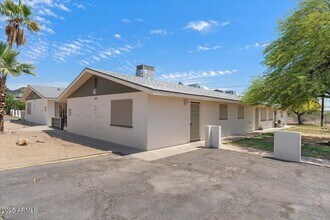 1321 E Carol Ave in Phoenix, AZ - Building Photo - Building Photo