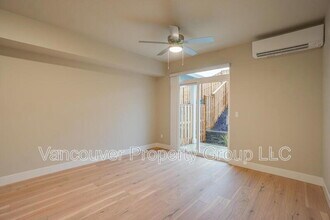 2215 E Badger Wy in La Center, WA - Building Photo - Building Photo