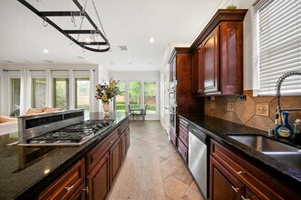 11530 Legend Manor Dr in Houston, TX - Building Photo - Building Photo