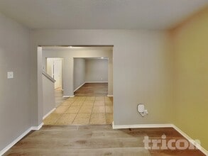 834 Smokey Oak Dr in Lancaster, TX - Building Photo - Building Photo