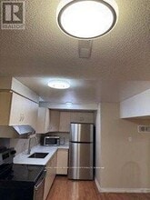 9 Coldstream Crescent in Richmond Hill, ON - Building Photo - Building Photo