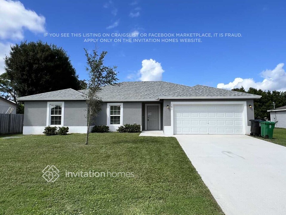 161 SE Juper Ave in Port St. Lucie, FL - Building Photo
