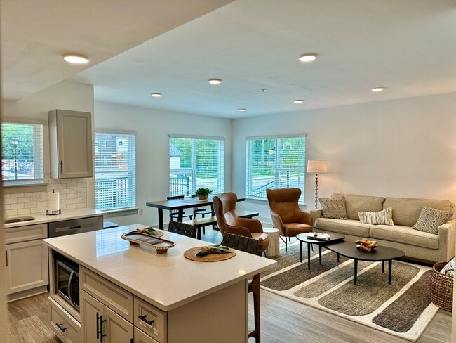 Aria Idlewild in Matthews, NC - Building Photo - Building Photo
