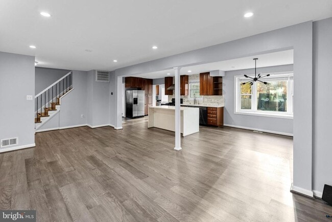 property at 6910 Ontario St