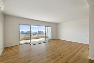 999 Wilder Ave in Honolulu, HI - Building Photo - Building Photo