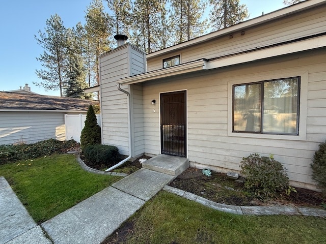 623 E Whispering Pines Ln in Coeur d'Alene, ID - Building Photo - Building Photo