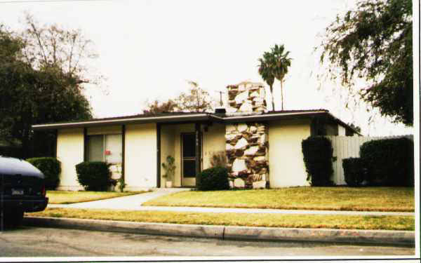 Yale-NG Apartments in Anaheim, CA - Building Photo