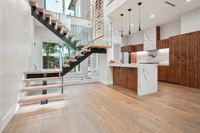 property at 4603 Newmore Ave