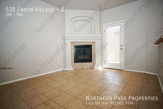 528 Green Village Ct-Unit -B in El Paso, TX - Building Photo - Building Photo