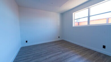 321 Cornell Dr in Daytona Beach, FL - Building Photo - Building Photo