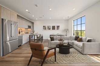 4315 S Congress Ave in Austin, TX - Foto de edificio - Building Photo