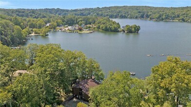 7 Wildwood Ln in Putnam Valley, NY - Building Photo - Building Photo