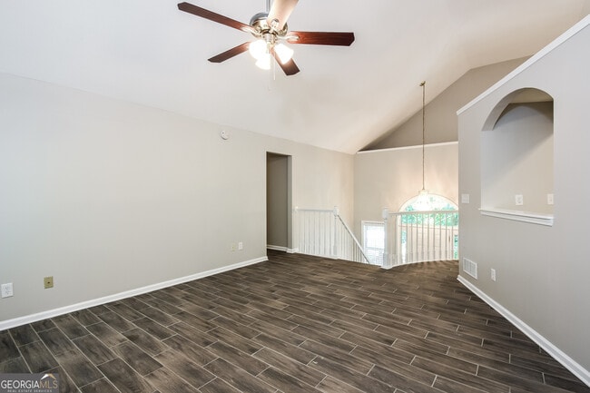 136 Summer Creek Cove in Dallas, GA - Building Photo - Building Photo