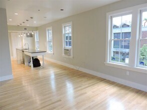 40 Bow St in Cambridge, MA - Building Photo - Building Photo
